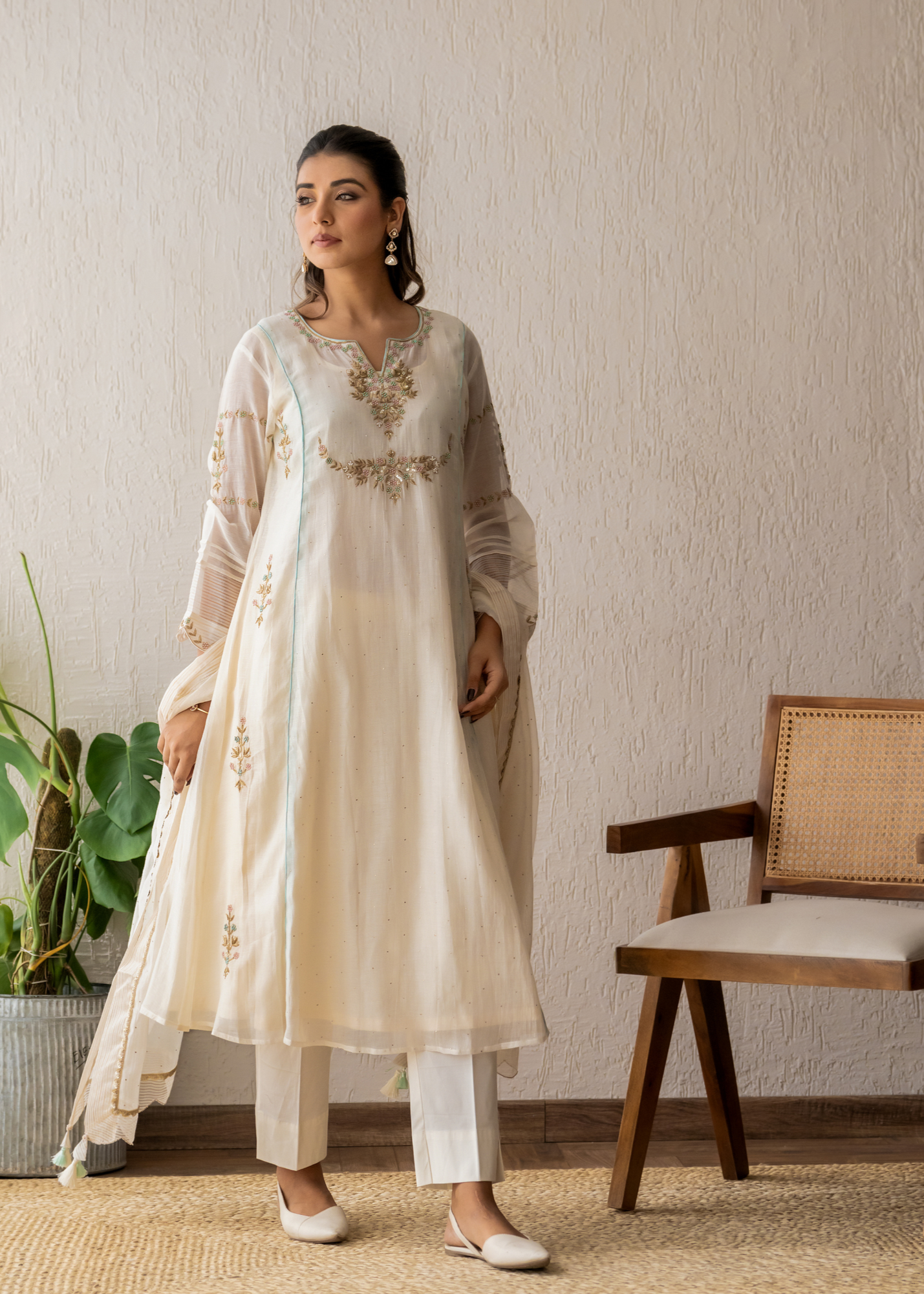 Shwet Ivory Kurta Set