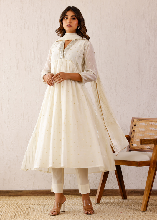 Ivory Silvat Gota Kurta Set