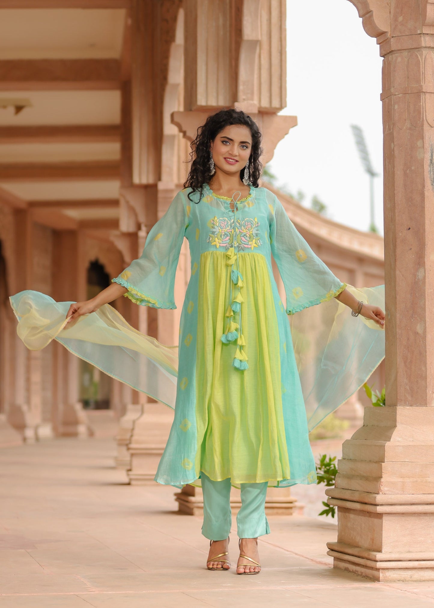 Resham Roses Turquoise Kurta Set