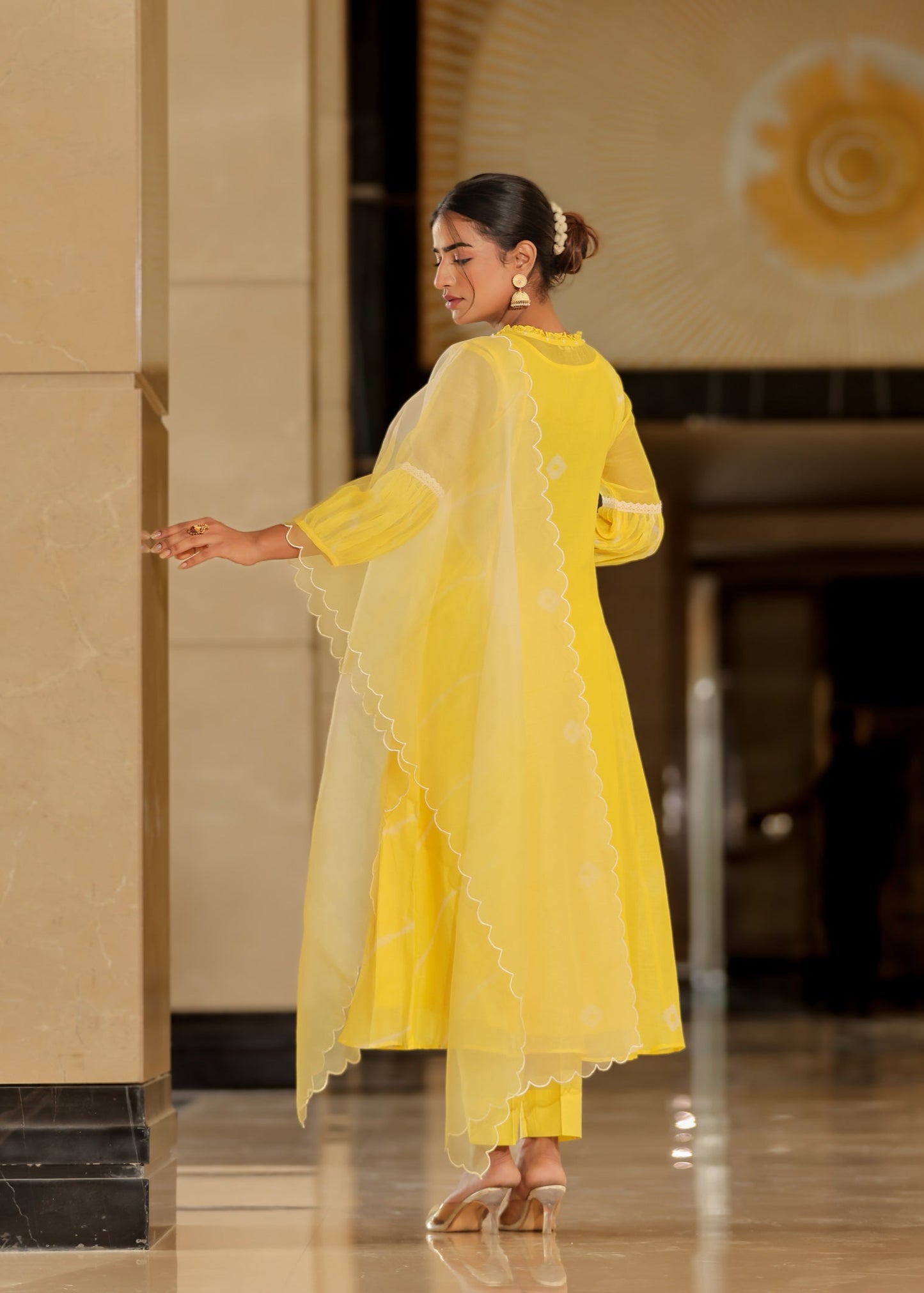 Resham Roses Yellow Kurta Set