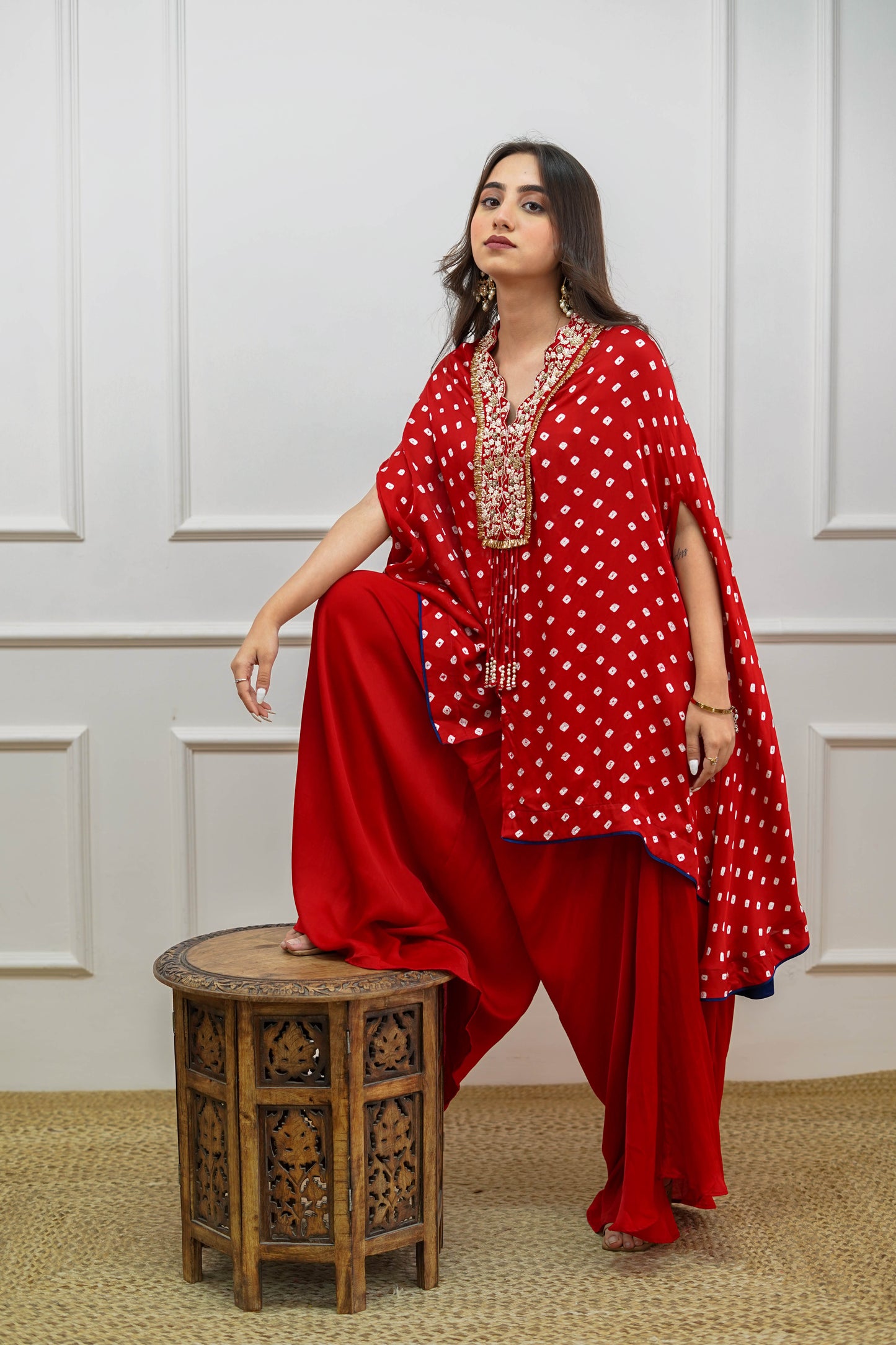 Bhandej Red Cape