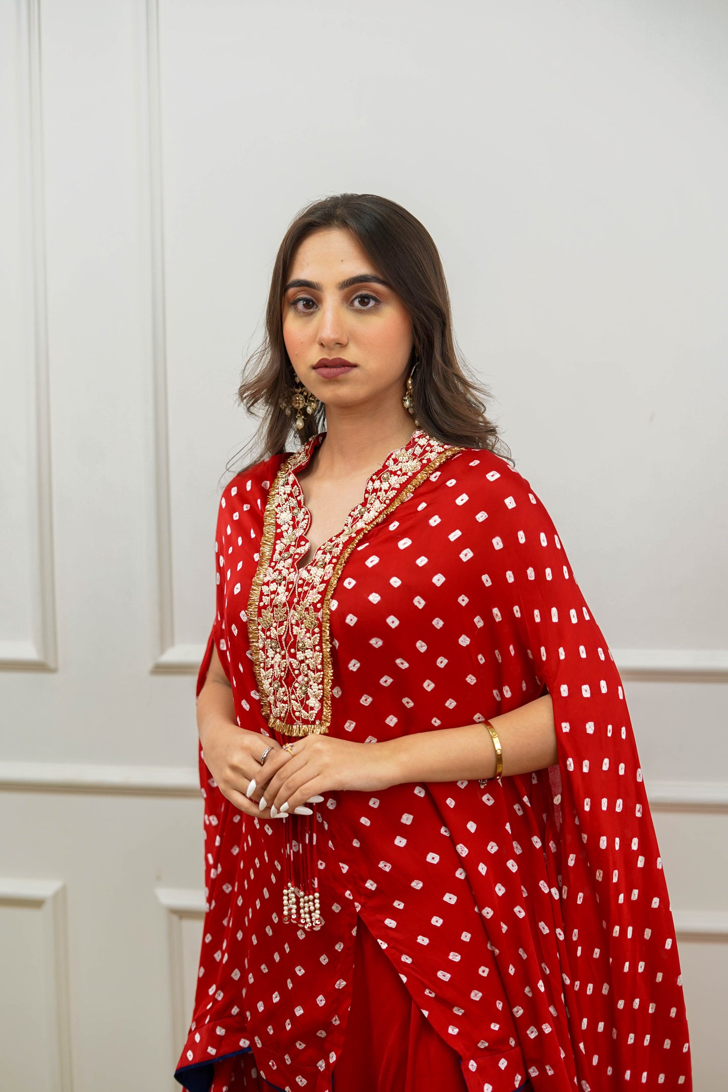 Bhandej Red Cape