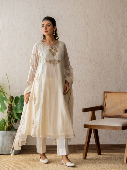 Shwet Ivory Kurta Set