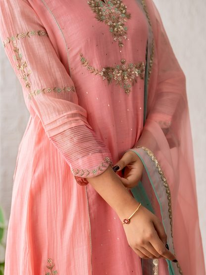 Gulaab Kurta Set