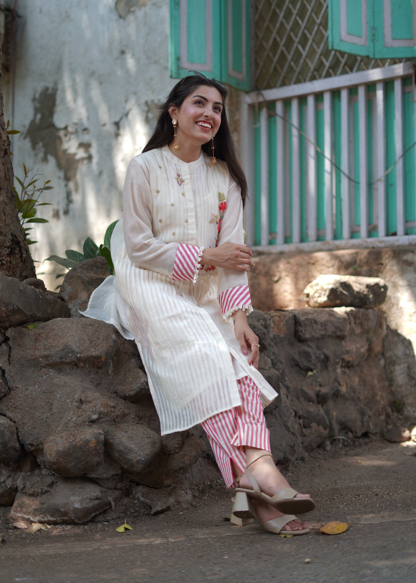 Pleated  Ivory Short Tunic With Crimson Stripes Pants