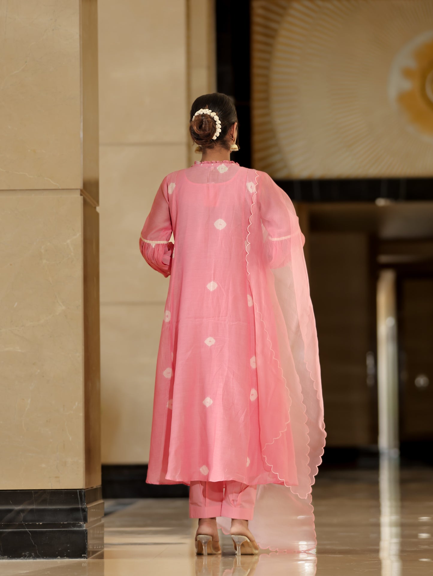 Resham Roses Peach Kurta Set