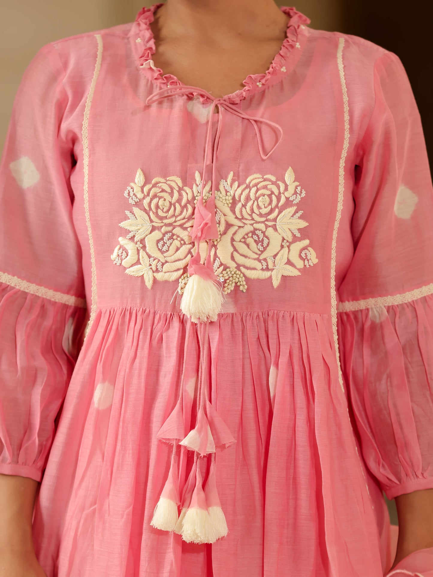 Resham Roses Peach Kurta Set