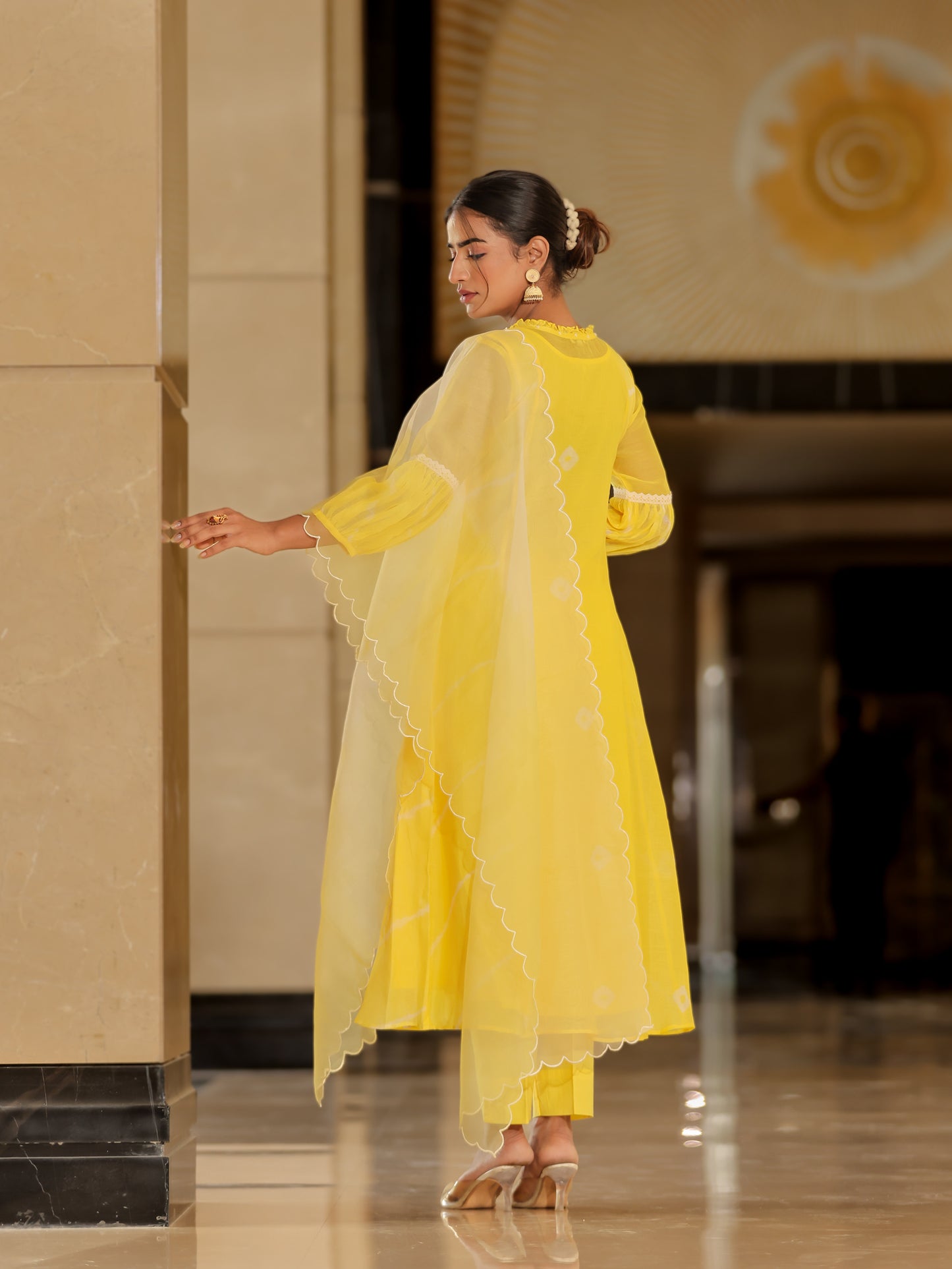 Resham Roses Yellow Kurta Set